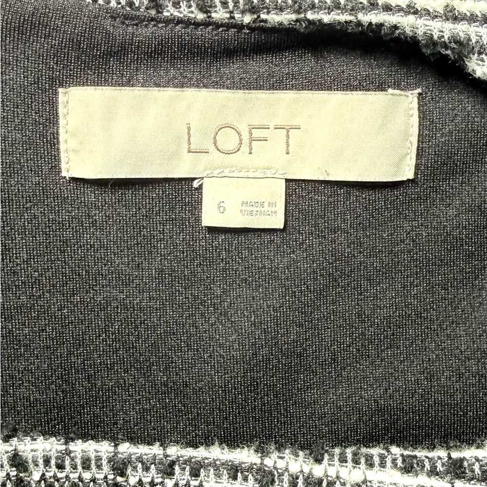 LOFT Tweed Button Shift Dress Black White Detail Short Sleeve Classic 6 - Picture 5 of 9